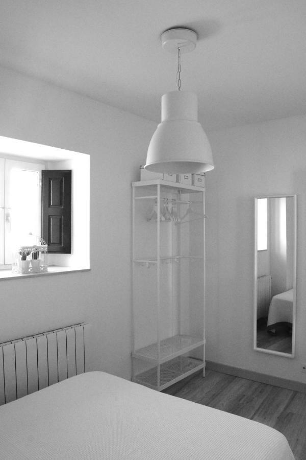 Vivienda De Uso Turistico Casa Abad Lejlighed Ávila Eksteriør billede